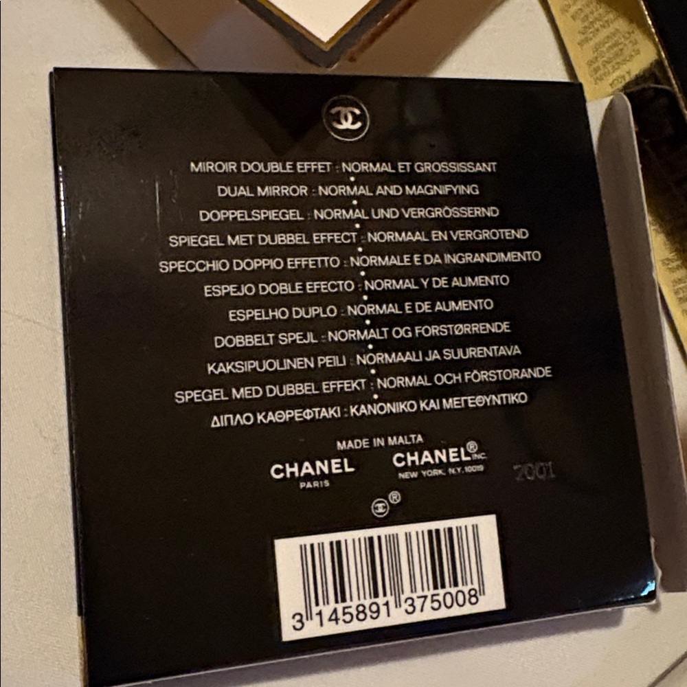 CHANEL Red Mirror Double Facettes with Black Pouch❤️ - Picture 12 of 12